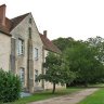 Abbaye de Noirlac - côté sud : mur pignon de la salle des moines.