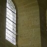 Abbaye de Noirlac - vitrail dessiné par Jean-Pierre Raynaud et fabriqués par Jean Mauret