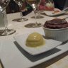 Soufflé chaud au chocolat au lait, sorbet à la banane - gingembre