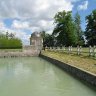 Pagode de Chanteloup - le pavillon du concierge où sont présentées l'histoire  et une restitution virtuelle en 3D du château. 