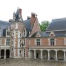 Château de Blois – l’aile Louis XII (côté cour), la galerie Charles d’Orléans et le toit de la chapelle Saint Calais.