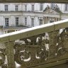 Château de Blois –  l’aile François Ier - l’intérieur de l’escalier : détail d’une balustre (monogramme de François Ier encadré de 2 salamandres couronnées).