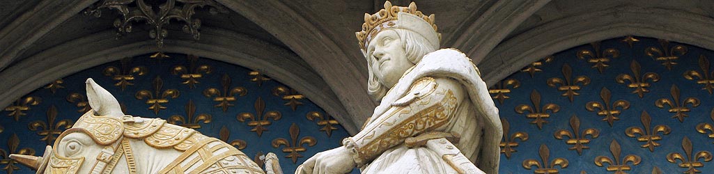 Château Royal de Blois - statue équestre de Louis XII (détail) surmontant l’entrée du château.