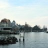 Le lac Léman à Evian, l'embarcadère, le palais Lumière, le casino