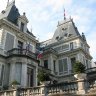 La Villa Lumière, résidence d'été des frères Louis et Auguste Lumière à Evian, face au lac Léman (quai Charles-Albert Besson). 