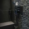 hôtel Ermitage : la chambre 1304, salle de bain avec bain et douche (vaste et très confortable)