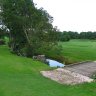 Golf de Chailly – Le Rubillon traverse le fairway du 10