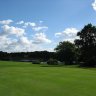 Golf  La Baule – Parcours Lucien Barrière –  le grand lac vu du green du 18.