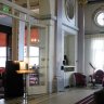 Grand Hôtel de Cabourg, l'accès au restaurant depuis le hall.