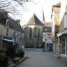 Guérande - La rue du Pilori et Notre Dame La Blanche