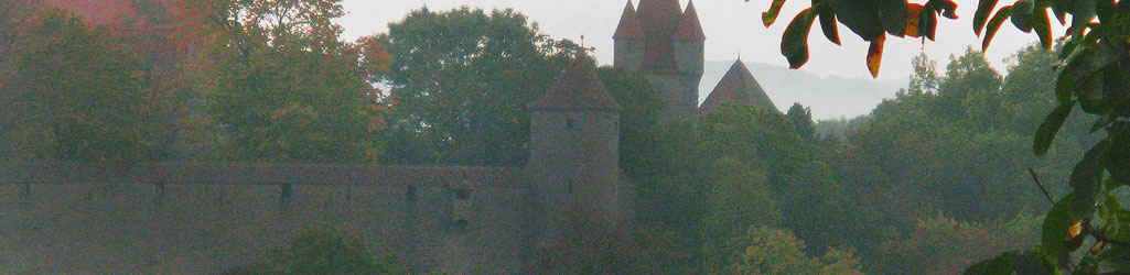 Rothenburg ob der Tauber, les fortifications dans la brume matinale