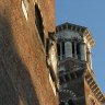 Vérone - piazza dei Signori : détail de la façade du palazzo della Ragione.